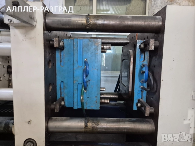 Работеща линия за пластмасови кутии за сирене - Krauss Maffei!!!, снимка 14 - Друго търговско оборудване - 51580978