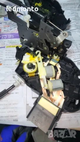 Моторче за Заключване на Врати за Land Rover, Range Freelander 2, Discovery 3/4 Ремонтен комплект, снимка 5 - Части - 48867829