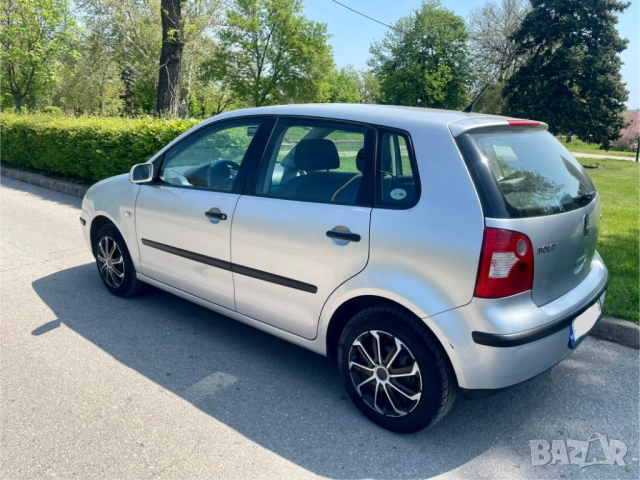 VW Polo 1.4 16V 75hps 2003 4/5 врати, снимка 6 - Автомобили и джипове - 51646599