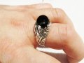 Стар красив мъжки сребърен пръстен с голям красив камък черен оникс и прекрастна изработка сребро, снимка 4