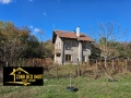 Продавам къща с двор на 35 мин.от София , снимка 12