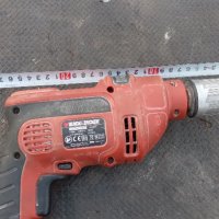 Ударна дрелка - бормашина НОМЕР 21. Black&Decker. Max Ф13. 710W. 2800обор/мин. Посока ляво и дясно. , снимка 2 - Бормашини - 38054546