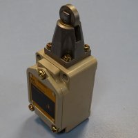 краен изключвател Omron WL D2-G limit switch 10A 500VAC, снимка 2 - Резервни части за машини - 37660718
