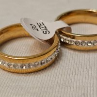 Дамски пръстен с цирконии, снимка 1 - Пръстени - 44475749