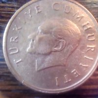 Монета-1000 лири 1996 г.-Турция, снимка 2 - Нумизматика и бонистика - 29543741