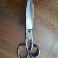 Стара ножица, снимка 1 - Антикварни и старинни предмети - 37533479