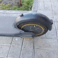 Продавам електрическa тротинетка SEGWAY MAX G30 KICKSCOOTER, снимка 3 - Други спортове - 40839176