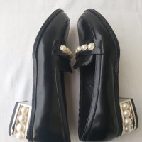 НОВИ Черни кожени елегантни обувки с перли, снимка 16 - Дамски елегантни обувки - 40488526