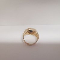 Златен мъжки пръстен с оникс и циркони , снимка 7 - Пръстени - 36935137
