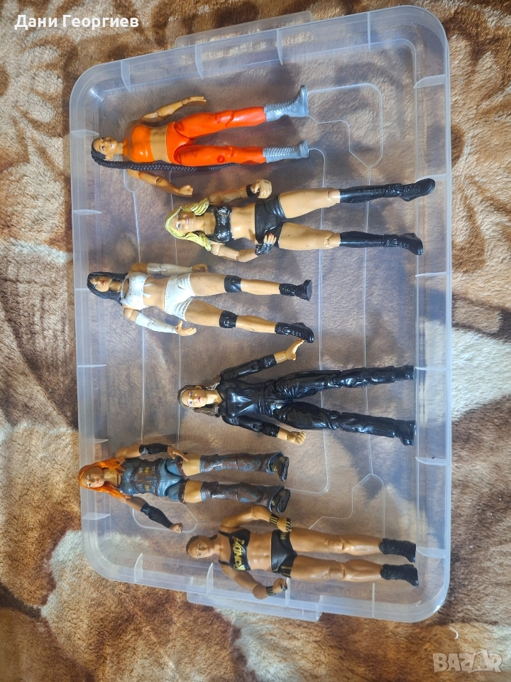 продавам wwe и aew фигурки и още много за повече иначе се обадете , снимка 1