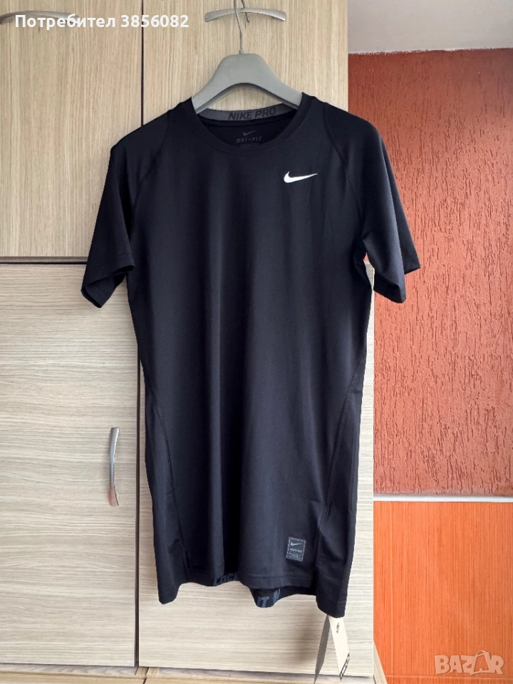 Оригинални дрехи Nike L и М размери , снимка 1