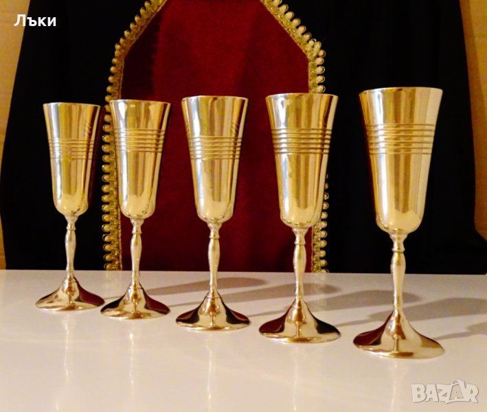 Бронзов бокал 17 см.,чаша за вино,релеф. , снимка 1