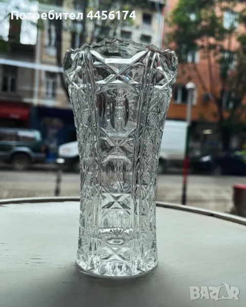 Кристална ваза с рязан ръб Височина-14.5/8.5 см Цена-20 лв, снимка 1
