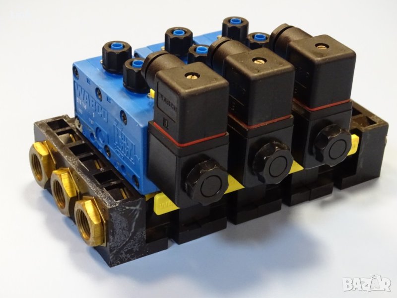 Пневматичен разпределител WABCO 572 740...0 24V DC, снимка 1