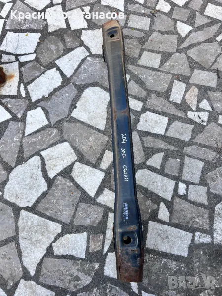 A2046100014. Основа задна броня за Мерцедес Ц-класа W204. Седан , снимка 1