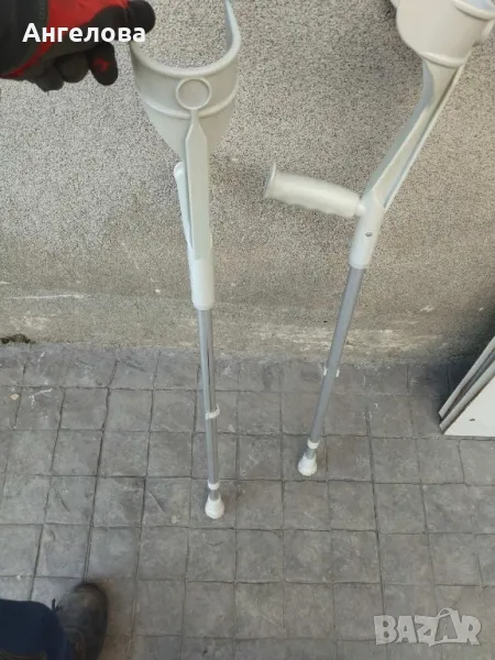 Патерици , снимка 1