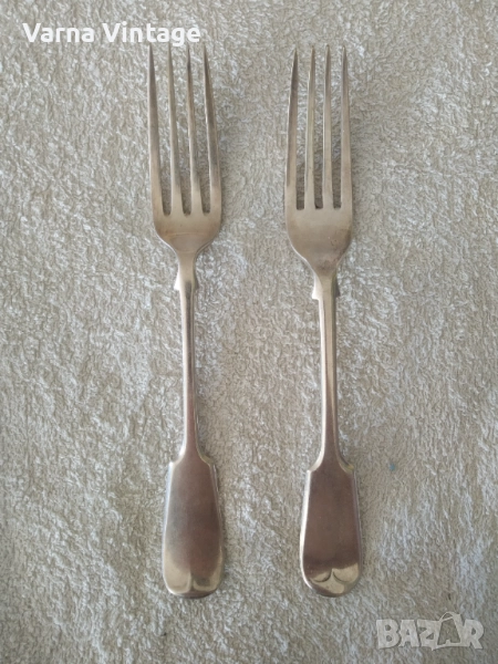 Две стари посребрени вилици. Край на 19 век. Англия. С щампа., снимка 1