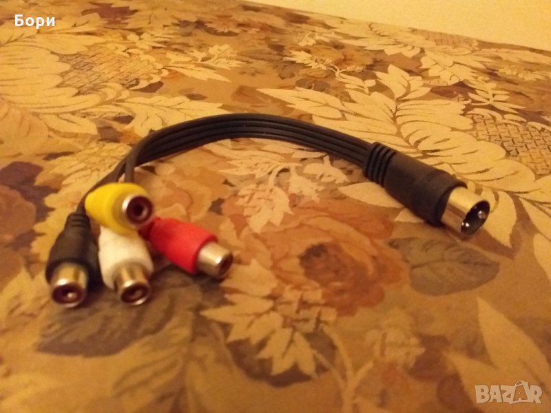 Немски кабел петица към 4 х чинч женско, снимка 1