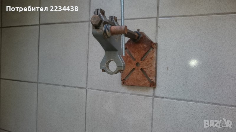 Масивна стойка за дрелка, снимка 1