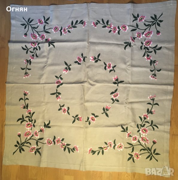 Бродирана покривка 124/124, снимка 1