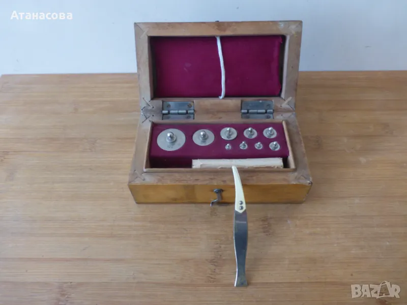 Български комплект теглилки тежести грамове за везна 1970 г, снимка 1