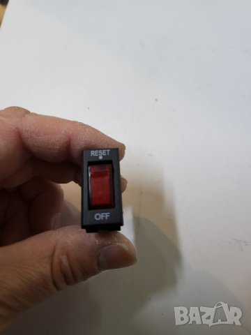 Термотокова защита 5 ампера с бутон за възстановяване, снимка 2 - Друга електроника - 39643481