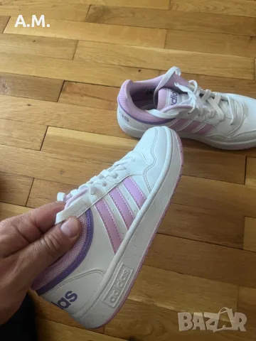 Оригинални маратонки Adidas, снимка 4 - Детски маратонки - 55806173