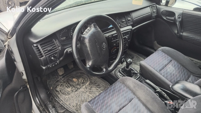 на части Опел Вектра 2.5 бензин , снимка 2 - Автомобили и джипове - 52337307