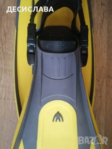 Професионални плавници Cressi Pro Light (Размер XS / 37-39)- Като нови!, снимка 11 - Водни спортове - 55962498