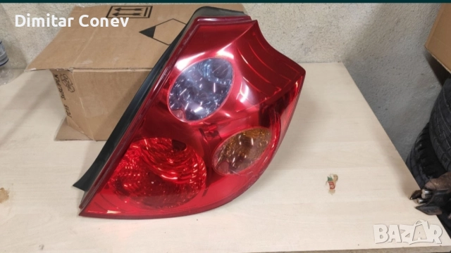 заден десен стоп за Киа Сийд 2007 Kia Ceed, снимка 3 - Части - 52520745