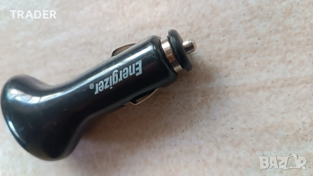 зарядно за телефон за автомобил Energizer и  DIVA 2XUSB CAR CHARG 2.1А+SPLITTER CH21C, снимка 9 - Оригинални зарядни - 43832477