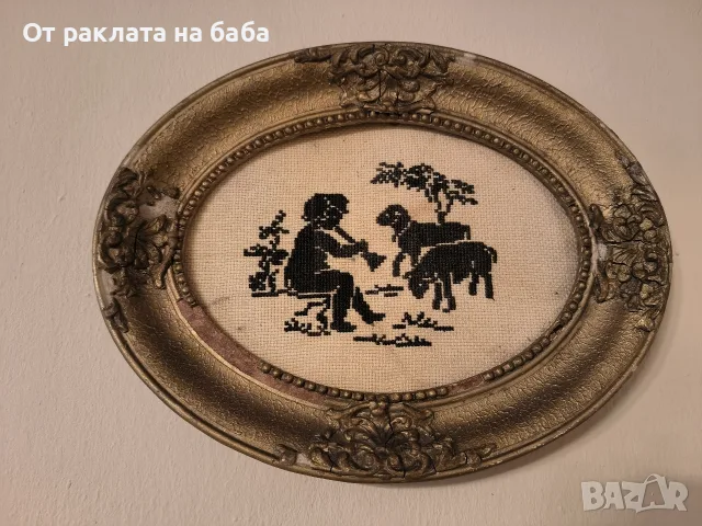 Гоблен „Момче с животни“ – ретро овална рамка