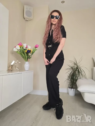 Дамски комплект от две части , снимка 2 - Комплекти - 50451072