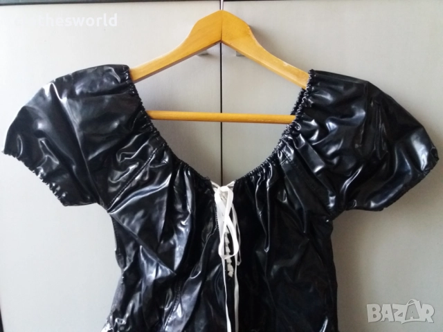 Уникална лачена рокля прислужница, камериерка с аксесоари, снимка 10 - Рокли - 13868367