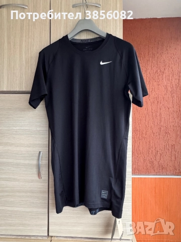 Оригинални дрехи Nike L и М размери 