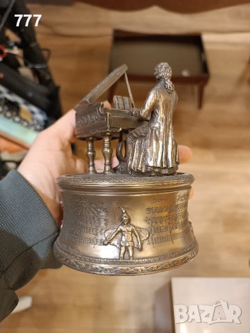 музикална кутия, снимка 4 - Декорация за дома - 44258385