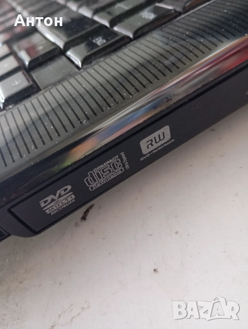 Лаптоп Тошиба  , снимка 8 - Лаптопи за дома - 52271896