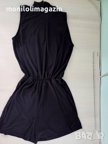 Елегантен гащеризон с дантела и гол гръб, гр. Обиколка от-44 до 46 см. 