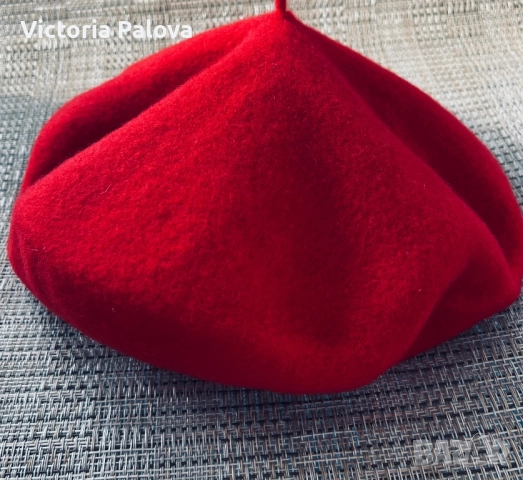 Модерна шапка- баретка Англия, снимка 7 - Шапки - 51640273