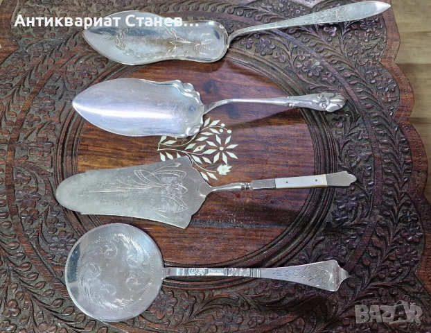 Винтидж скандинавски лопатки за сервиране на торта и сладкиши 