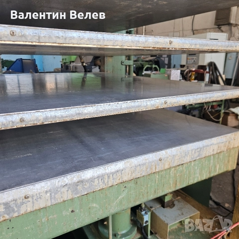 Топла преса за врати и фурнир с размери 2500мм. х 1300мм.-ITALY, снимка 10 - Други машини и части - 51514017