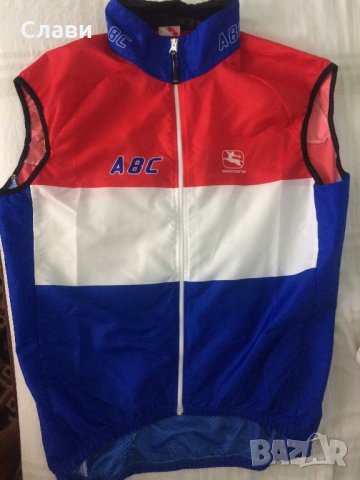 Продавам колоездачен елек Giordana