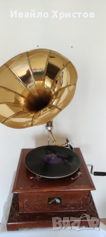 Грамофон с фуния, снимка 3 - Антикварни и старинни предмети - 37956225