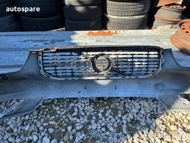 Предна броня с решетка Volvo XC40. Волво ХС 40. 17-23г. Оригинална. , снимка 6 - Части - 53260305