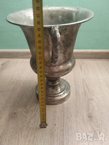 Метална шампаниера, снимка 2 - Други ценни предмети - 47736360