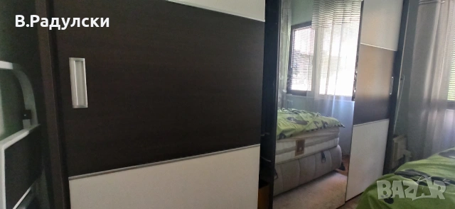 Гардероб с плъзгащи врати , снимка 8 - Гардероби - 54125675