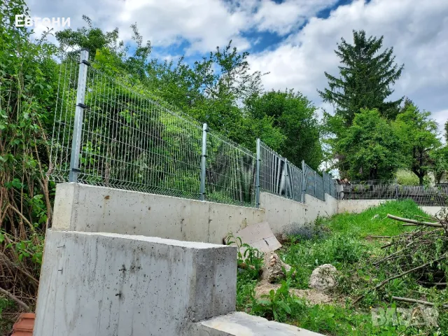 монтиране на оградни пана