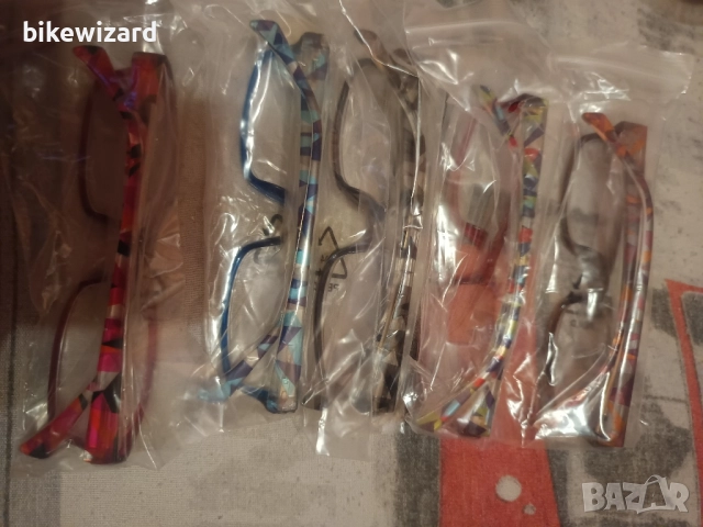 5 броя диоптрични очила за четене + 1.50 НОВИ, снимка 2 - Слънчеви и диоптрични очила - 52217687