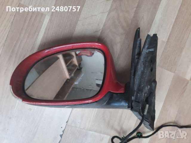 Огледало за VW Пасат , снимка 1 - Части - 33914661