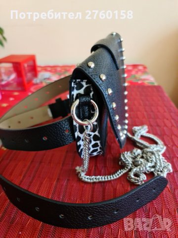 Дамска черна чантичка